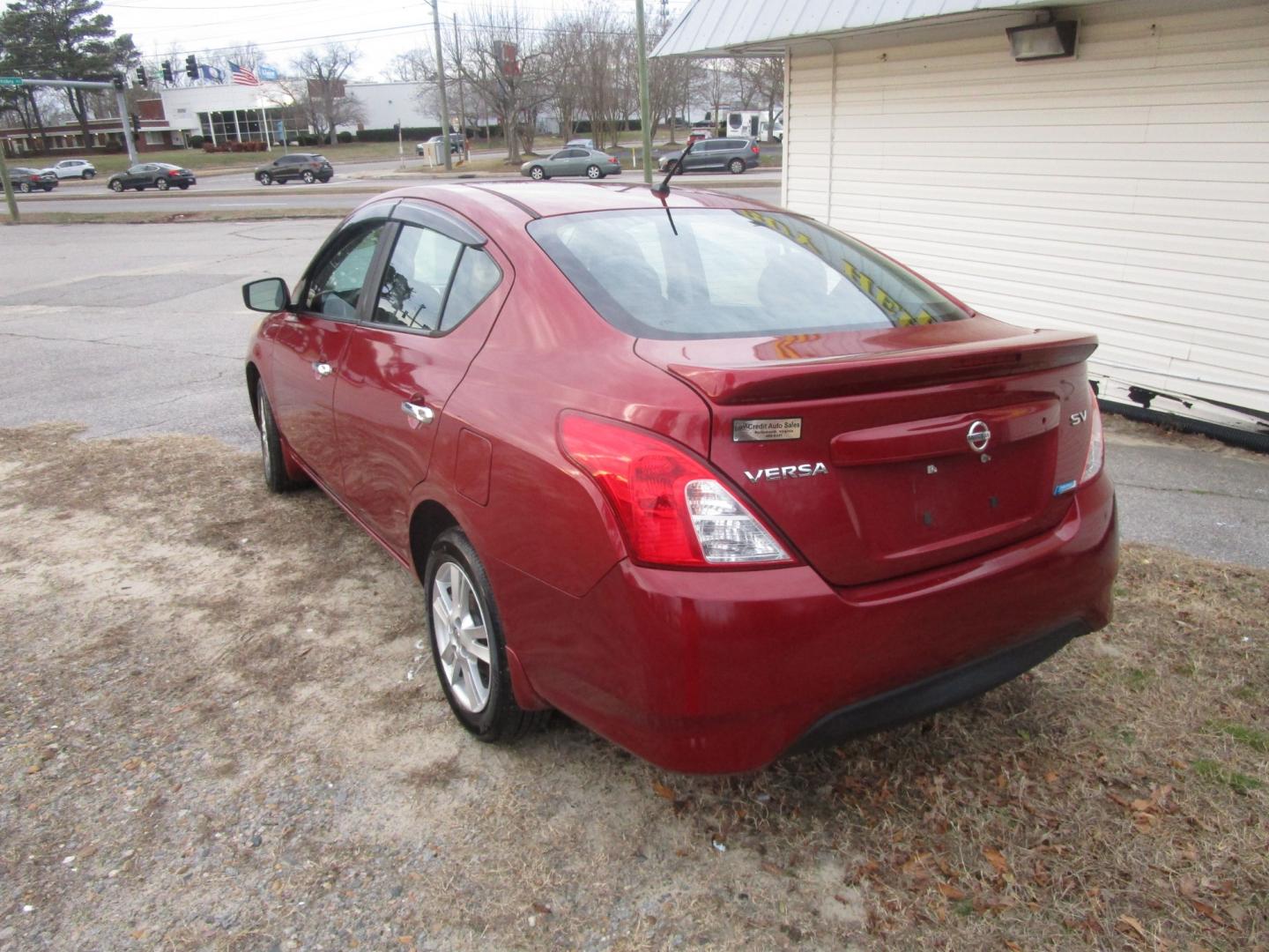 2016 Red Nissan Versa 1.6 S 5M (3N1CN7AP7GL) with an 1.6L L4 DOHC 16V engine, 5M transmission, located at 2553 Airline Blvd, Portsmouth, VA, 23701, (757) 488-8331, 36.813889, -76.357597 - Photo#7